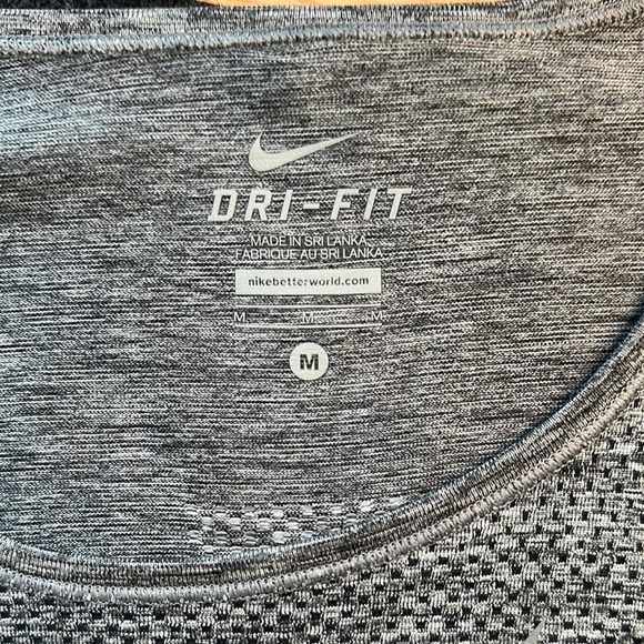 Nike Dri-Fit Heather Grey Long Sleeve Top - Picture 3 of 4